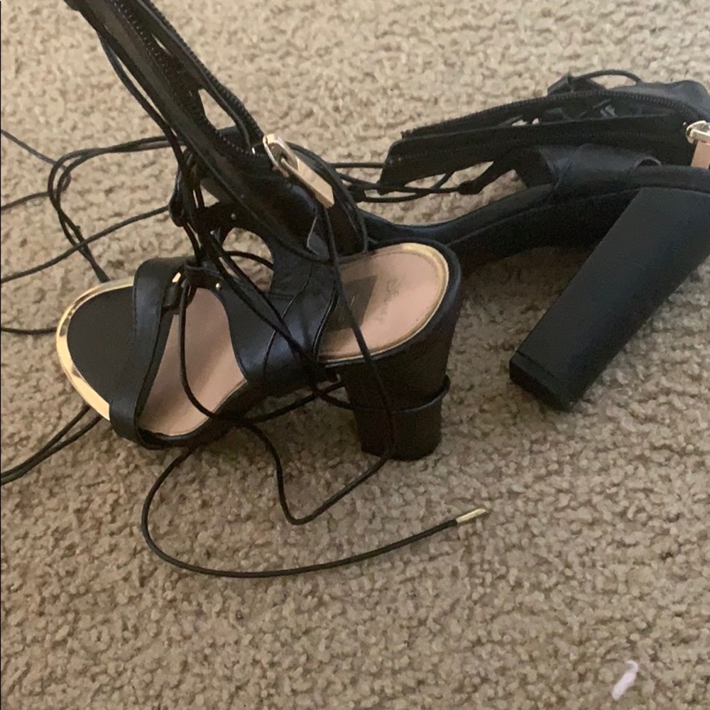 Heels - Picture 2 of 2